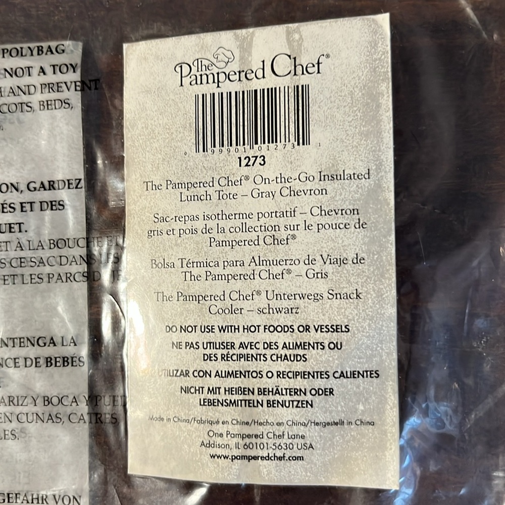 Pampered Chef Insulated On The Go Lunch Tote NWT - Picture 4 of 4